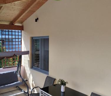 Begoulaki Apartment | Detached house in Patras