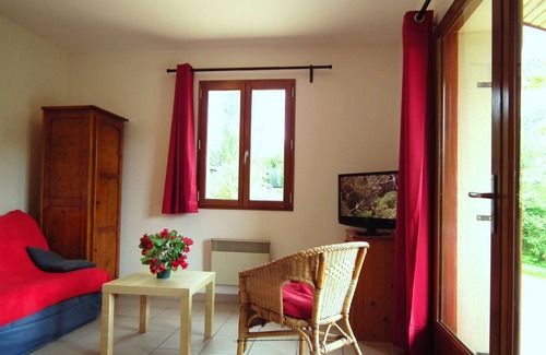 Gavaudun Ski Chalet | Detached house with dishwasher in south Dordogne