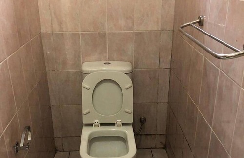 Greater Johannesburg Metropolitan Area House | Devine lodge Yeovile