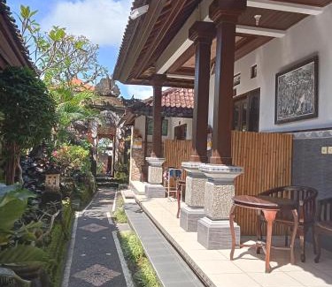 Ubud City-Centre House | Dewi Antara Homestay