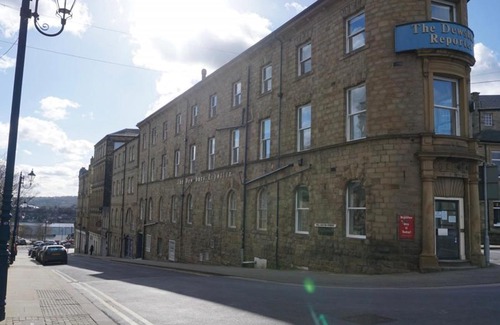 Dewsbury Apartment | Dewsbury Town Centre Apartment