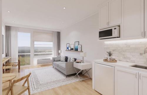 Elk Rapids Apartment | Dexter Suite