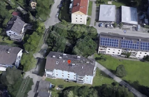Freilassing Apartment | DG R: Helle 40m² 2-Zimmer Wohnung nähe Salzburg