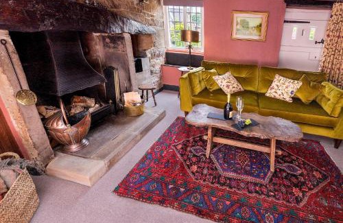 Bakewell House | Dial Cottage - Bakewell Pass The Keys