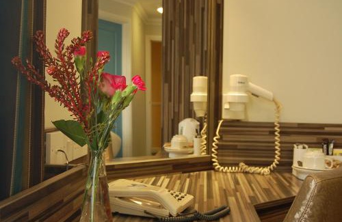 Belle Vue Hotel | Diamond Lodge