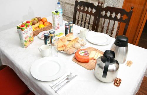 Anha House | Dias House