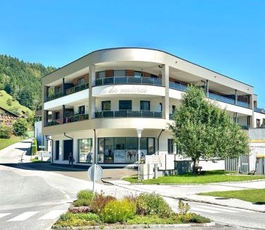 Groebming Apartment | Die Malerei Penthouse by Da Alois - Alpine Premium Apartments