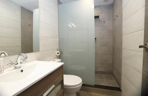 Salou City Centre Apartment | DIFFERENTFLATS Eucalyptus
