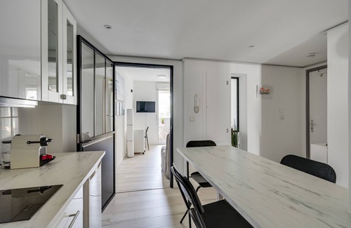 7th Arrondissement Apartment | DIFY Splendide - Jean Macé