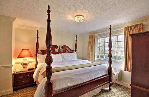 Dillard Hotel | Dillard House