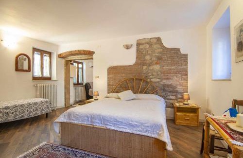 Sant'Ambrogio di Valpolicella Apartment | Dimora Laura - Romantico con stufa a legno