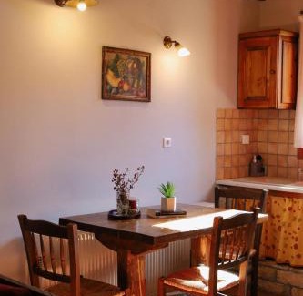 Distomo-Arachova-Antikyra Ski Chalet | Diminio 1 Whole House - Chalet
