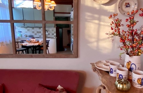 Centro Storico Bed & Breakfast | Dimore Deluxe nel Cuore del Borgo Santi Medici.ideale per Famiglie. Pet-friendly