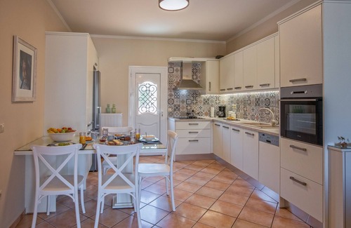 Kefalonia Hotel | Dina Apartments Argostoli
