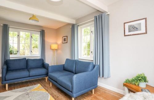Llangaffo House | Dinam Lodge