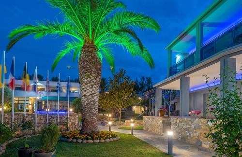 Haniotis Apartment | Dionysos Hotel & Suites