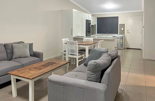 Emerald Apartment | Direct Collective - Villas on Rivergum