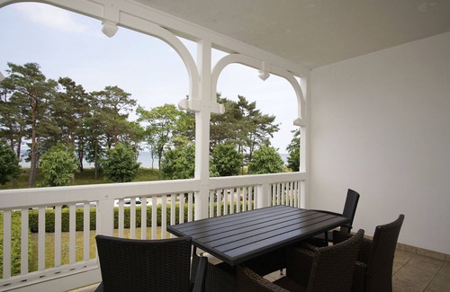 Binz Apartment | Directly on the beach promenade, balcony with sea view - Aparthotel Ostsee FeWo 06