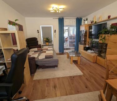 Mulheim-Karlich Apartment | Direkt im Stadt-Zentrum, beim Metzger einchecken!