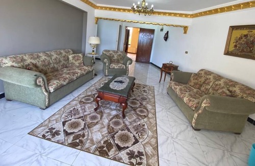 Al-Muntazah Apartment | Direst sea View Chalet. Superlux. Private Beach Passes