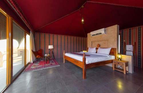 Bidiya Resort | Discover refined comfort & desert charm in Deluxe Tents at Thousand Nights Camp