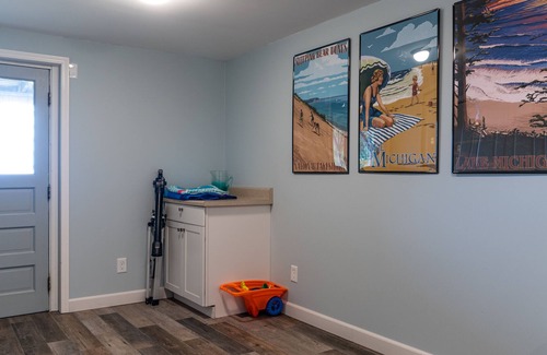 Shelby Cottage | Discounted Fall Family Getaway With Lake Views