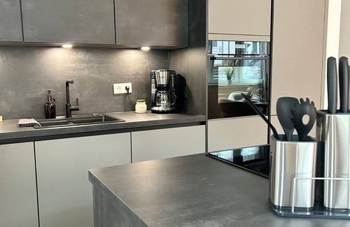 Heiligenhafen Apartment | "Discover Comfort and Relaxation at Strandsegler Heiligenhafen!"