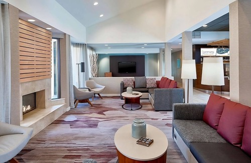 Morrisville Resort | Discover Stylish Comfort! Outdoor Pool & Free Airport Shuttle!