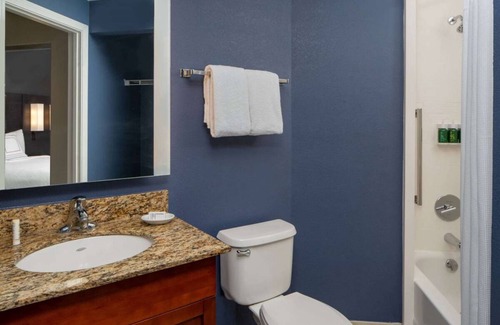 Arts/Warehouse District Resort | Discover the Heart of New Orleans! Outdoor Pool, Free Breakfast, Pets Allowed!
