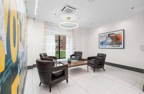 Hackensack River Waterfront Apartment | Discover Urban Luxury: Condo Only 20 Min to NYC