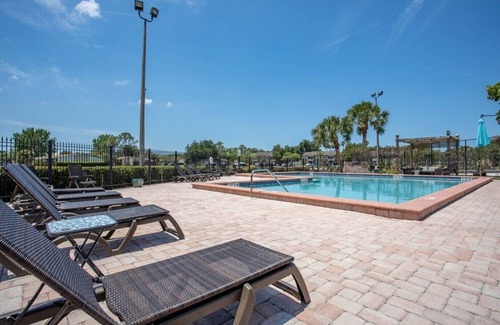 Sawgrass Apartment | Discover Your Perfect Retreat: Cozy Modern 1 Bedroom Apartment Awaits