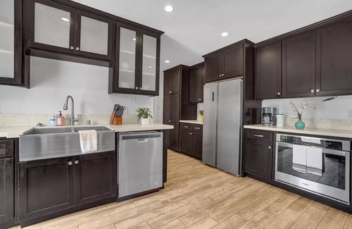 Fullerton House | Disney Delight! Weekly & Monthly Discounts!