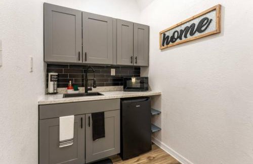 Orlando House | Disney Getaway Cozy 1br W Wi-fi Pet-friendly