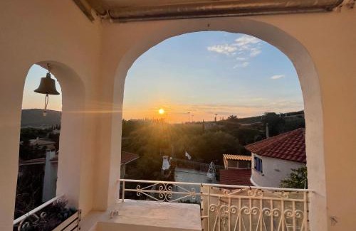 Anavyssos Apartment | Divine Home Beach Retreat