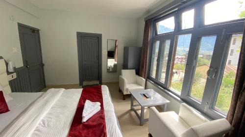 New Manali Hotel | Divine Meadows