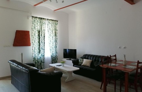 Mihotici Apartment | Divna Apartment