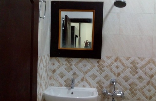 Hyderabad Resort | DIVYA LODGE & HOTEL ROOMS