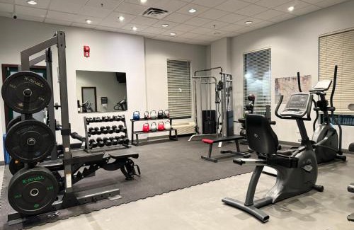 Calgary Hotel | Divya Sutra Plaza and Conference Centre Calgary Airport