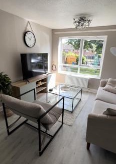 Colchester Apartment | DK House