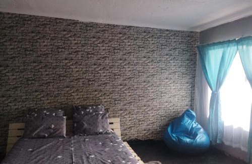 Greater Johannesburg Metropolitan Area Hotel | Dobsonville Motel