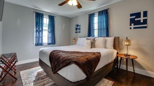Savannah House | Dock&Volleyball! Near Downtown - Blissfully Blue