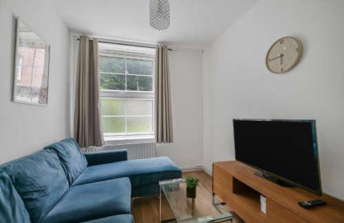 Tower Hill Apartment | Dockside 1-Bed by Tower Bridge