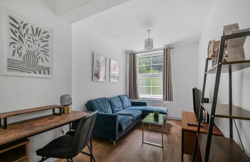 Tower Hill Apartment | Dockside 1-Bed by Tower Bridge