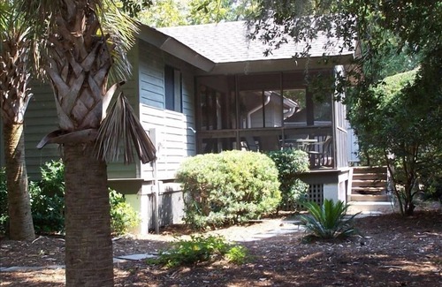 West Beach Cottage | Dog friendly,3 bedrooms/2baths Oceanwoods Cottage, 100 yards to the beach