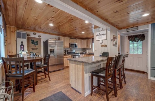 Chocorua Cabin | Dog Friendly Cabin, Minutes To Chocorua Preserve