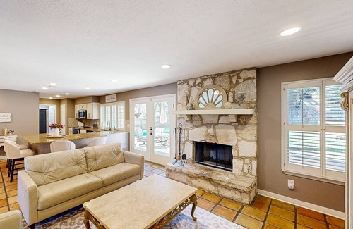 North San Antonio - SAT House | Dog-friendly chic home w/private outdoor pool, gas grill, & enclosed backyard