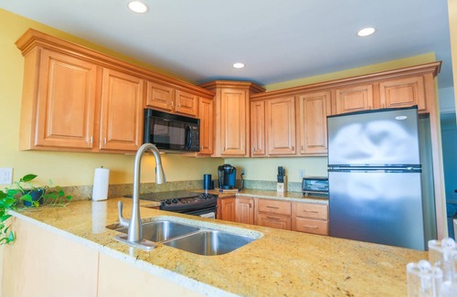 Bohicket Marina Village Condo | Dog Friendly. Enjoy Sunset at the Bohicket Marina! Community Pool. Walk to Restaurants & Shops.