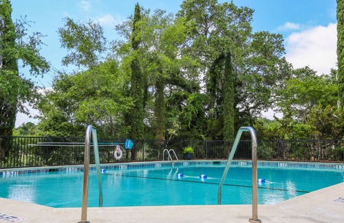 Bohicket Marina Village Condo | Dog Friendly. Enjoy Sunset at the Bohicket Marina! Community Pool. Walk to Restaurants & Shops.