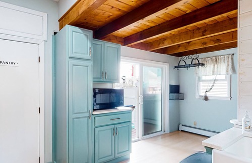 Hampton House | Dog-friendly Hampton house w/private heated pool, hot tub, and coastal finishes