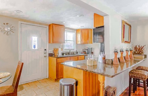 Golden Valley House | Dog-friendly home with unique decor, meditation room, firepit, patio & fireplace